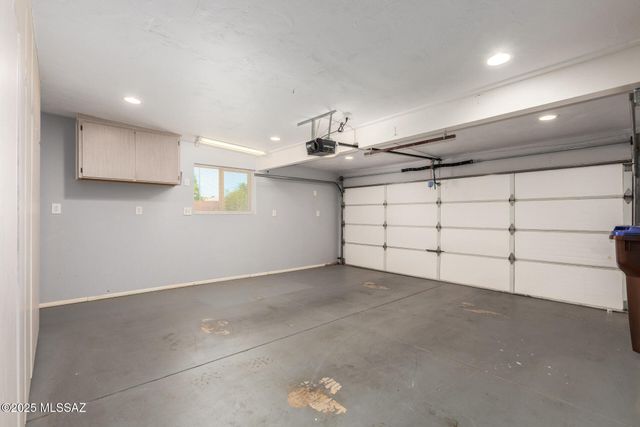 1271 W Calle De La Plaza, Sahuarita, AZ 85629