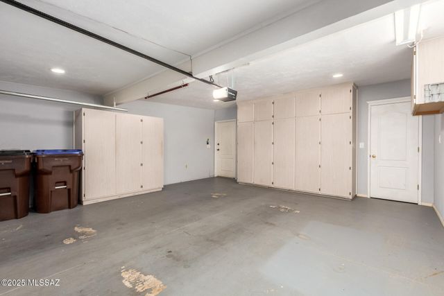 1271 W Calle De La Plaza, Sahuarita, AZ 85629