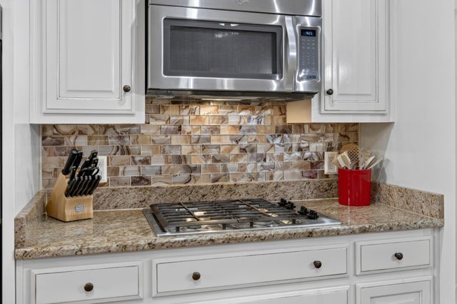 1051 Five Coves Trce, Gallatin, TN 37066