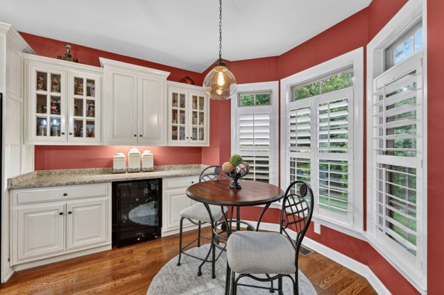 1051 Five Coves Trce, Gallatin, TN 37066