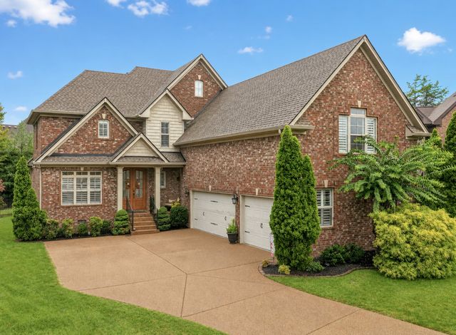 1051 Five Coves Trce, Gallatin, TN 37066