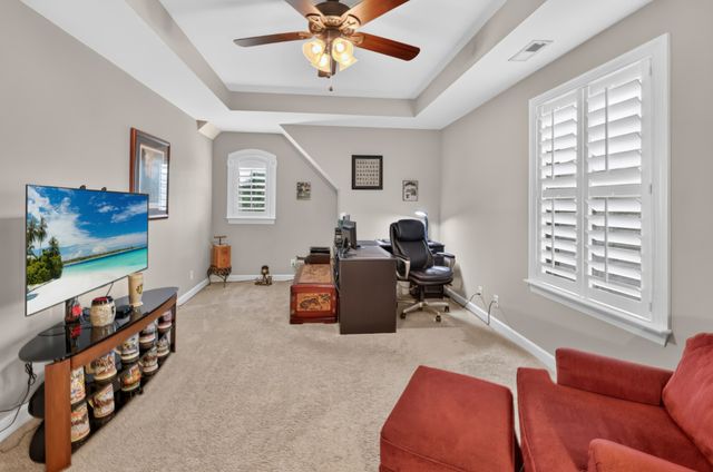 1051 Five Coves Trce, Gallatin, TN 37066
