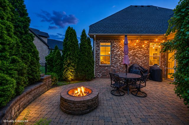 1051 Five Coves Trce, Gallatin, TN 37066