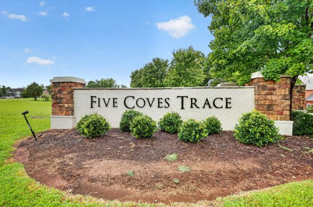 1051 Five Coves Trce, Gallatin, TN 37066