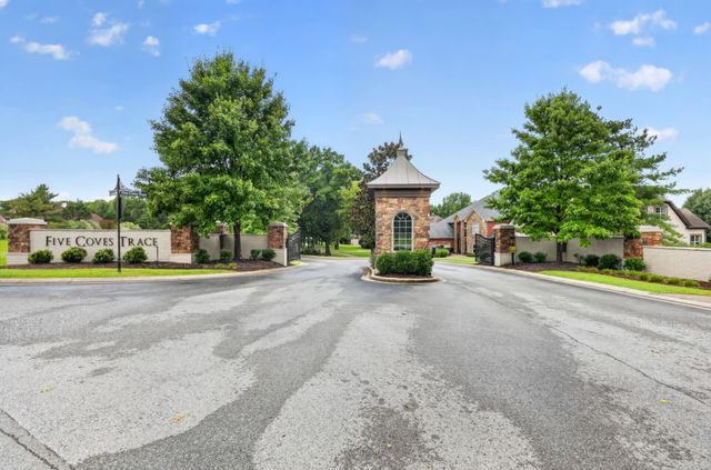1051 Five Coves Trce, Gallatin, TN 37066