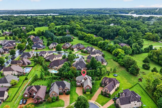 1051 Five Coves Trce, Gallatin, TN 37066