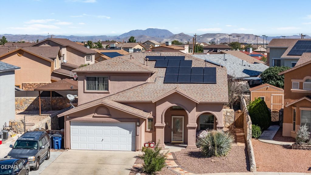 3228 EMERALD POINT Drive, El Paso, TX 79938