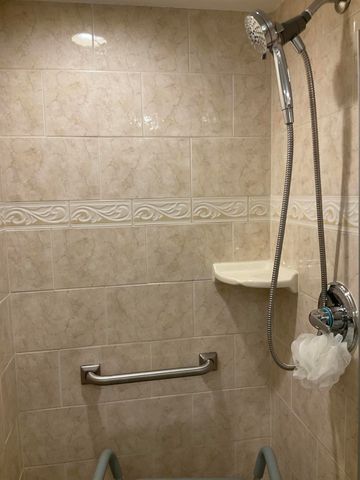 300 BRITTANY G, Delray Beach, FL 33446