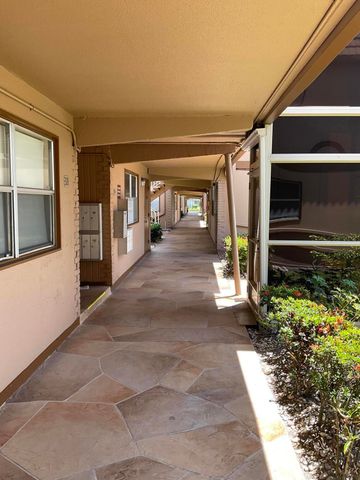 300 BRITTANY G, Delray Beach, FL 33446