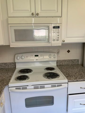 300 BRITTANY G, Delray Beach, FL 33446