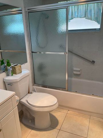 300 BRITTANY G, Delray Beach, FL 33446