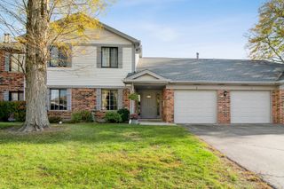 4121 N Mallard Drive 5, Arlington Heights, IL 60004