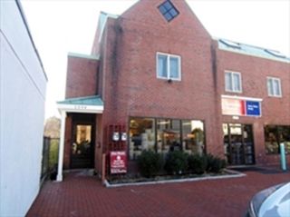 139R Linden St 2, Wellesley, MA 02482