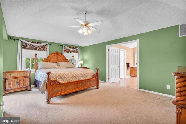27 SPRING MILL DR, Sewell, NJ 08080