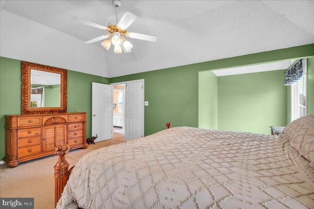 27 SPRING MILL DR, Sewell, NJ 08080