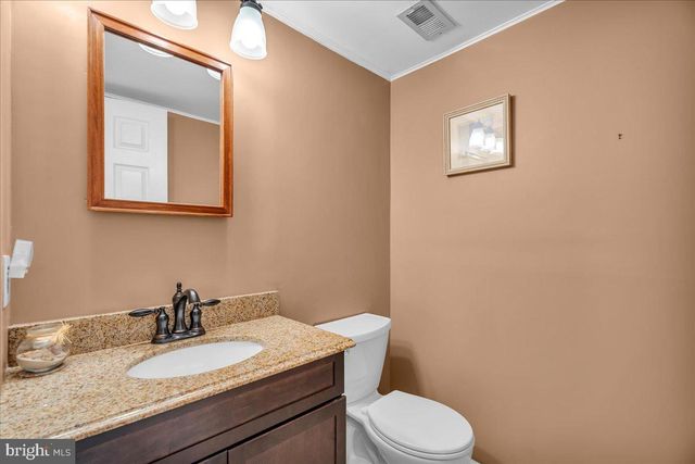 27 SPRING MILL DR, Sewell, NJ 08080