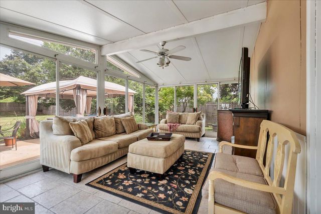 27 SPRING MILL DR, Sewell, NJ 08080