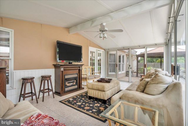 27 SPRING MILL DR, Sewell, NJ 08080