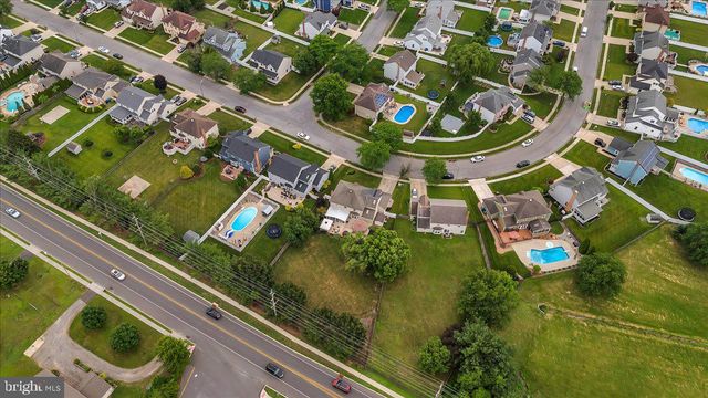 27 SPRING MILL DR, Sewell, NJ 08080
