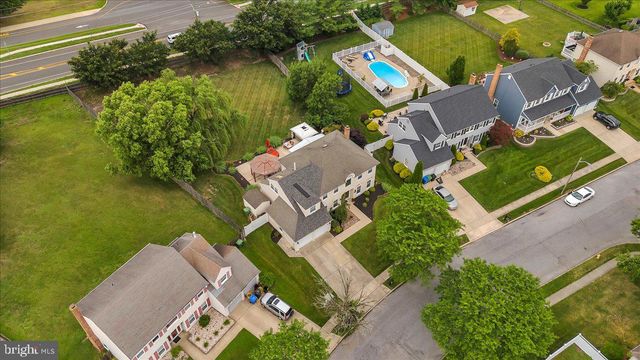 27 SPRING MILL DR, Sewell, NJ 08080