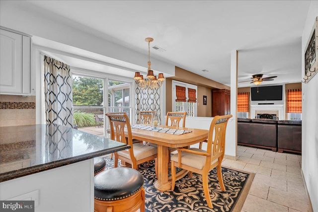 27 SPRING MILL DR, Sewell, NJ 08080