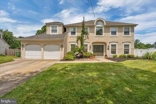 27 SPRING MILL DR, Sewell, NJ 08080