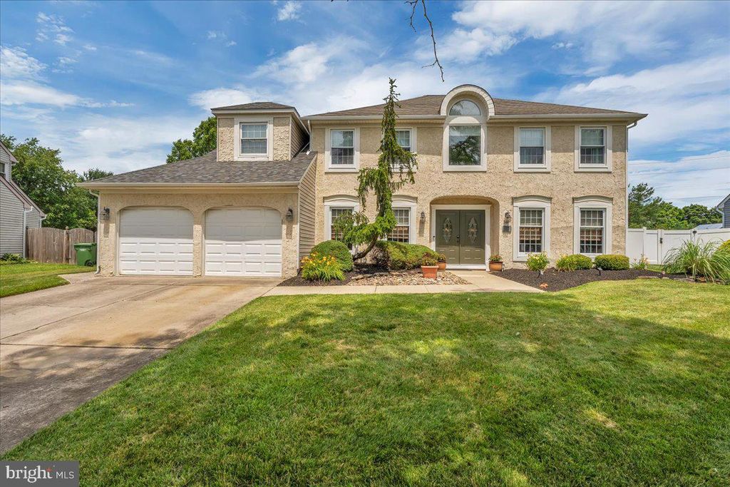 27 SPRING MILL DR, Sewell, NJ 08080