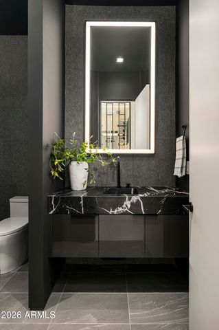 7780 E VAQUERO Drive, Scottsdale, AZ 85258