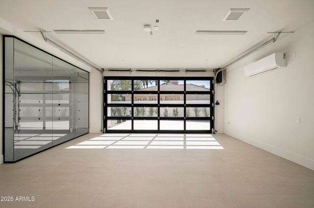 7780 E VAQUERO Drive, Scottsdale, AZ 85258