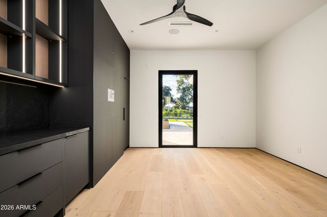 7780 E VAQUERO Drive, Scottsdale, AZ 85258