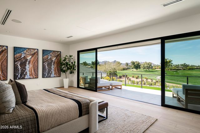 7780 E VAQUERO Drive, Scottsdale, AZ 85258