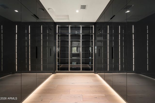 7780 E VAQUERO Drive, Scottsdale, AZ 85258