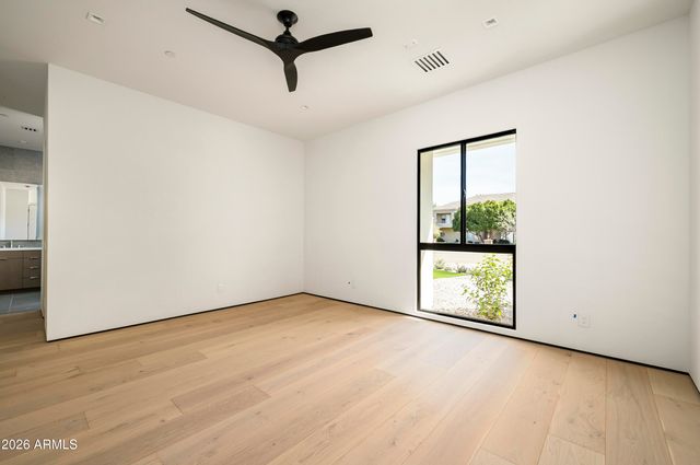 7780 E VAQUERO Drive, Scottsdale, AZ 85258