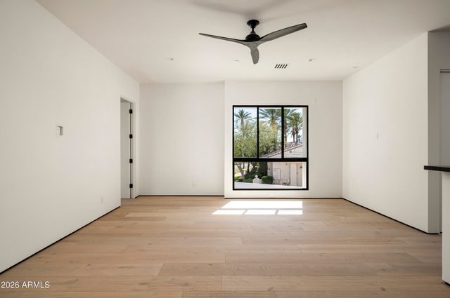 7780 E VAQUERO Drive, Scottsdale, AZ 85258