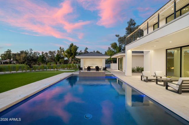 7780 E VAQUERO Drive, Scottsdale, AZ 85258