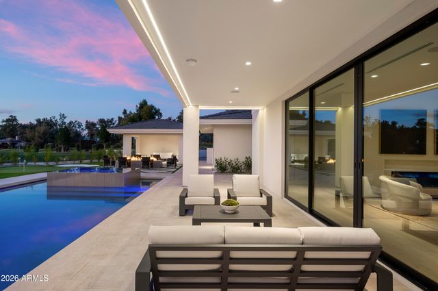 7780 E VAQUERO Drive, Scottsdale, AZ 85258