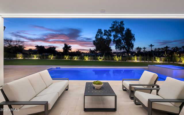 7780 E VAQUERO Drive, Scottsdale, AZ 85258