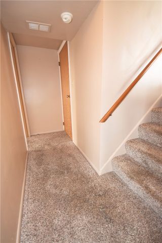 327 Wayne St, Claysville, PA 15323