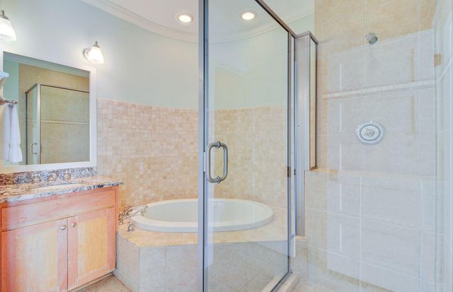 913 Carolina Boulevard, Isle Of Palms, SC 29451