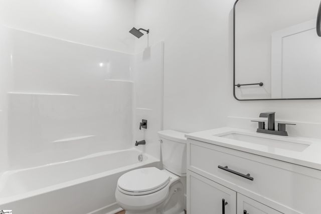 123 Wolf King Way, Woodruff, SC 29388