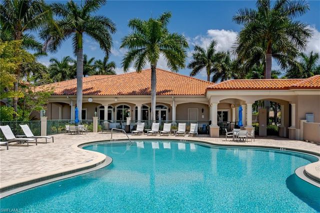 13553 Snapper LN, Naples, FL 34114