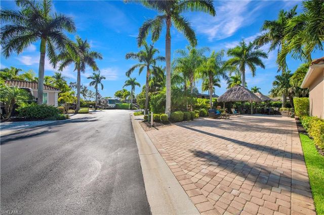 13553 Snapper LN, Naples, FL 34114