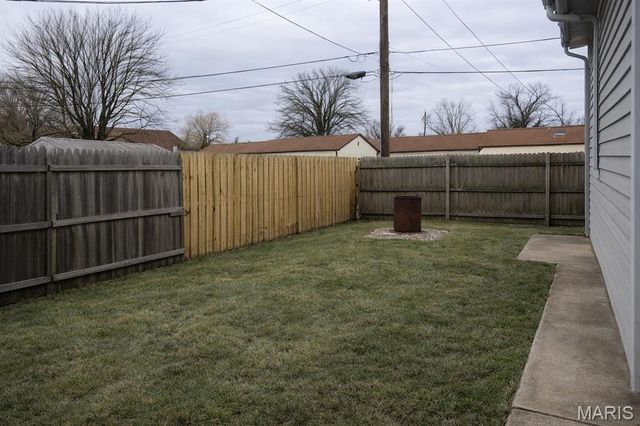 2606 W 20th Street, Granite City, IL 62040