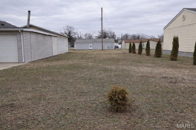 2606 W 20th Street, Granite City, IL 62040