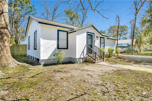 552 Kansas Street, Chickasaw, AL 36611