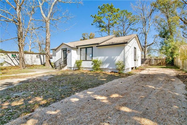 552 Kansas Street, Chickasaw, AL 36611