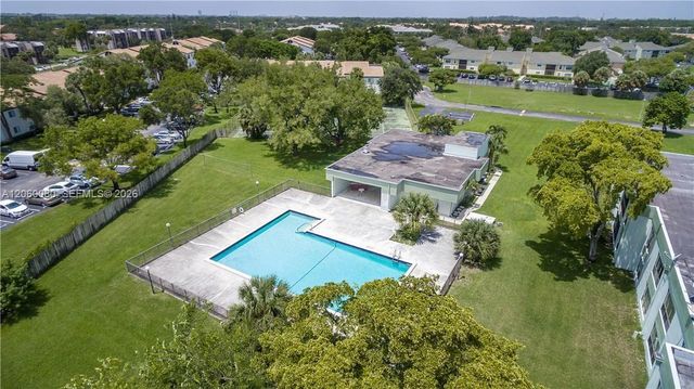 3992 N Pine Island Rd 2A, Sunrise, FL 33351