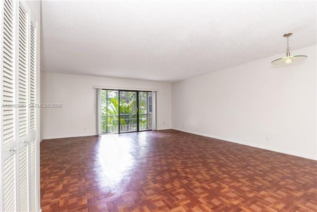 3992 N Pine Island Rd 2A, Sunrise, FL 33351