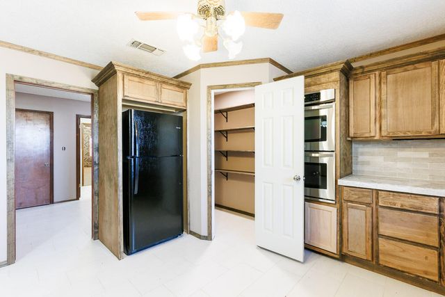 1182 US-385, Brownfield, TX 79316