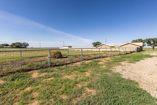 1182 US-385, Brownfield, TX 79316